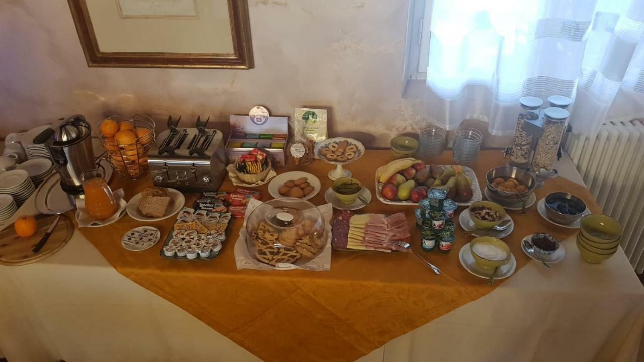 Borgo Fontaccia Bed & Breakfast San Gimignano Bagian luar foto